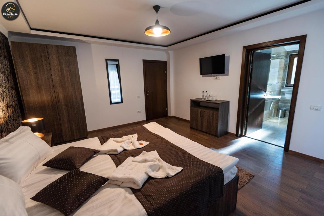Hotel Casa Raisa Buşteni Zewnętrze zdjęcie